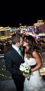 Small Groups Celebrations At The Cosmopolitan Las Vegas Las Vegas Wedding Photos Vegas Wedding Photos Vegas Wedding