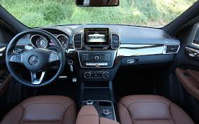Compare rankings and see how the cars you select stack up against each other in terms of performance, features, safety, prices and more. Comparison Mercedes Benz Gle Class 350 4matic 2018 Vs Toyota 4runner Limited 2017 Suv Drive