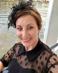 Shelby Middleton's Instagram, Twitter & Facebook