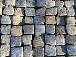 Email Info Erwinus Onet Eu Historische Pflastersteine Aus Grauem Granit In Der Grosse Ca 9 Cm X 11 Cm An Die Stein In 2020 Pflastersteine Granitpflaster Pflaster
