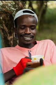 Eric Frueh's Instagram, Twitter & Facebook