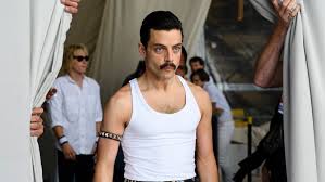.rami malek stepped backstage after winning his academy award for best actor in 2019, his body malek's clan for the oscars was generous in size. Rami Malek Film 11 Highlights Mit Dem Star Aus Bohemian Rhapsody