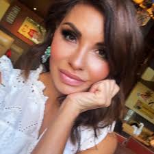 Looking for makeup artist for November 30, 2024 in Grand Rapids. For myself  (bride) and possibly two junior bridesmaids. So far every individual I've  reached out to hasn't even responded TIA