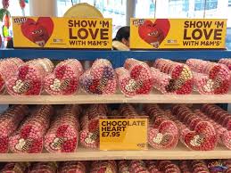 M&m in london/m&m em londres/ como chegar no m&m/ how i can find m&m / m&m/endereço do m&m londres/ endereco m&m in london. Loja M M S World Em Londres No Mundo Da Paula