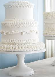 Pin By Sweet Corner Bakeshop On Inspiration Cake Crazed Royal Icing Cakes Wedding Cake Icing Amazing Wedding Cakes