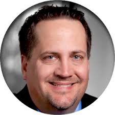 SU-Group > About Us > Leadership Team