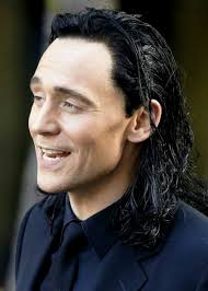 Getting the haircut you want can be tricky, especially when communicating with your stylist. Tom The Next Level On Twitter Loki Hair Appreciation Tweet Lokiday Thehairtho Tomhiddleston