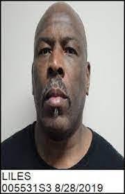 Lonnie Liles's Instagram, Twitter & Facebook