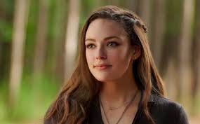 Superman & Lois: Steel's Big Hammer Throw Rivals Thor