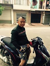 Hãng đĩa việt nam tiếp tục mời thanh tuyền thực hiện tiếng hát thanh tuyền 3, thanh tuyền 4 cho đến năm 1975. Máº£ Bá»' Thanh Cáº¯t Toc Cay Tháº¿ Ä'i Cáº¯t DÆ°Æ¡ng Minh Tuyá»n Facebook