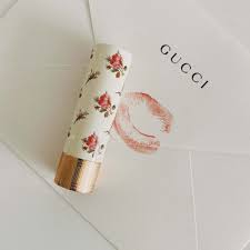 Valentine S Day Gift Guide 2020 5 Affordable Luxury Gift Ideas Most Of Them Are Under 100 Mode Rsvp In 2020 Affordable Luxury Gifts Luxury Gift Novelty Gifts For Men