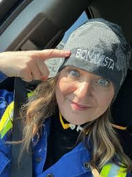 Shawna Burke's Instagram, Twitter & Facebook