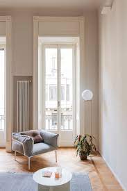 Ristrutturare con il legno e il bianco casa e trend. Soggiorno Moderno In Bianco E Legno Come Evitare L Effetto Banalita