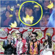 Discover and share the best gifs on tenor. ì•„ì´ìœ islove Iu5 Lilac Auf Twitter Iu The Most Successful Vip She Did A Collaboration W Gd Seungri Sing W Taeyang Variety Show W Daesung Music Show W All The Members Https T Co Gf7hdn8nya