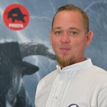 Neues MACO Produktionswerk glänzt mit PREFA Fassade