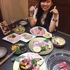 超級充實又開心的生日週謝謝朋友家人男朋友接輪陪我過生日美美的擺盤滿滿的肉 瓦庫燒肉 台中美食