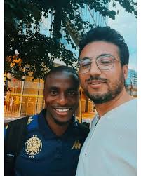 Jzyno showed once again that he's more than just a superstar — he stepped  up when his people needed him most. 🇱🇷💯 Talent with a heart. Real ones  move like that. 🙌 #