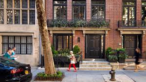 We would like to show you a description here but the site won't allow us. This Five Story Manhattan Townhouse Was Made For Design Aficionados Robb Report