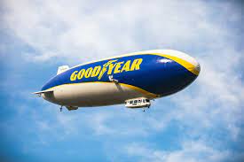 The company was originally operated as a division within goodyear as the goodyear zeppelin corporation, part of a joint project with luftschiffbau zeppelin. Augen Auf Goodyear Blimp Fliegt Beim 24h Rennen Nurburgring