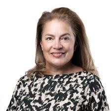 Catherine Seal's Instagram, Twitter & Facebook