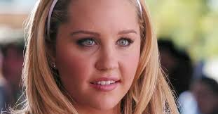 La parabola di Amanda Bynes: tra gloria e struggente lotta