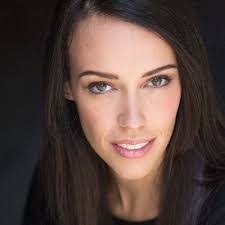 Sarah Nickell's Instagram, Twitter & Facebook