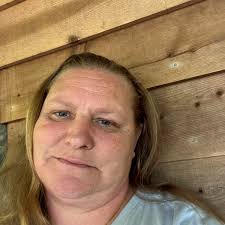 What are some good veterinarians or pet boarding services in Bedford, VA?