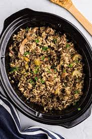Top it all with cheese and bake until bubbly! Crock Pot Hamburger Wild Rice Casserole Julie S Eats Treats