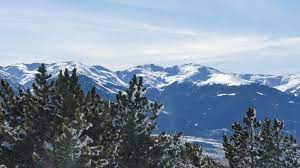 Farklı renk, donanım ve teknik özellikler ile yüzlerce aracı görüntüleyin. Roc De La Calme Elkami En Rando