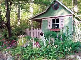 Founded on our exterior paint promise, valspar® garden paint is a fade resistant coating perfect for adding a new lease of life to sheds, fences, furniture and other garden wood. 8 She Shed Ideas How To Make Your Own She Shed