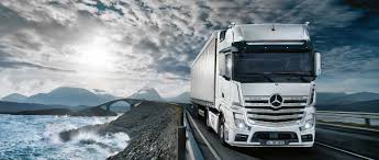 I say real because some other electric semi are already out there but they either lack in power and weight capacity or in maximum range. Mercedes Benz Trucks Pictures Videos Of All Models