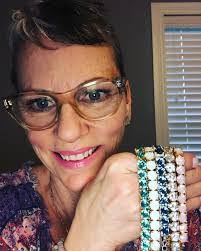 Sharon Hudspeth's Instagram, Twitter & Facebook