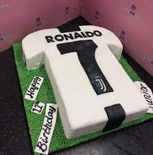 We do cake delivery across india in 500 major cities including the leading cities of delhi, mumbai, pune, hyderabad, bangalore and kolkata. Juventus Soccer Xlarge Shirt Cake And Bake Football Themed Cakes Soccer Cake Soccer Birthday Cakes