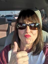 Tonya the white plumeria is gonna make quite the coming out show! 🤍