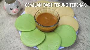 Tambahkan aneka pewarna supaya lapisannya tampak cantik. Olahan Tepung Terigu Jadi Cemilan Terenak Youtube