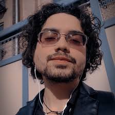 my type: goth girlies 🖤