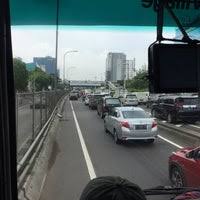 Ruang terbuka hijau pertama yang bisa kita temukan di daerah jakarta barat namanya ialah taman cattleya, letaknya di jalan letjend s.parman no.99, desa/kelurahan kemanggisan, kecamatan palmerah dengan kode pos 11430. Taman Cattleya Park In Jakarta Barat