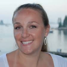 Sharon Magnussen's Instagram, Twitter & Facebook