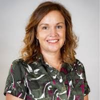 Gina Mullins's Instagram, Twitter & Facebook