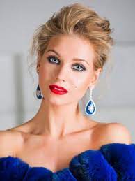 Jun 08, 2021 · кристина асмус кардинально изменила прическу ради новой роли актриса сообщила, что она кардинально преобразилась ради новой роли. Kristina Asmus Rost Ves Parametry Figury Tela Vozrast Biografiya Viki