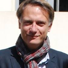 «c'était cauchemardesque de m'imaginer seul sur scène». Jean Yves Dormagen The Conversation