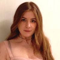 Samantha Avallone's Instagram, Twitter & Facebook