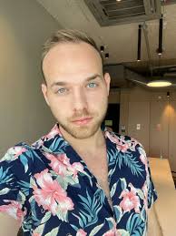 הטעות המחרידה שעשיתי בעסקים ומערכות יחסים 👇 נכון כשאתם נכנסים לדירה שכורה,  יש הרבה דברים ש"פחות" לחוץ לכם לטפל בהם? רטיבות בקיר? שטויות, דירה שכורה.  אריחים במטבח מזעזעים? אין סיבה לשפץ, דירה… |