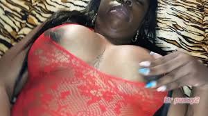 Esposa linda angolana dá uma foda gostosa no dia dos namorados - XNXX.COM