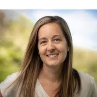 Erin Beeman's Instagram, Twitter & Facebook