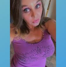 How to find distant cousins in Fort Wayne, Indiana, with mother's name  Midge Huffman?