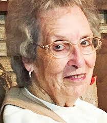 Brandi Trull's Instagram, Twitter & Facebook