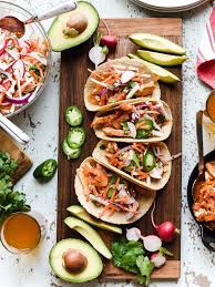 A big mexican fiesta that's easy to make at home. 20 Easy Mexican Recipes For Any Mexican Themed Party