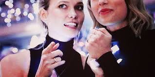 Kemesraan Taylor Swift