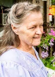 Carol Kuch's Instagram, Facebook & TikTok